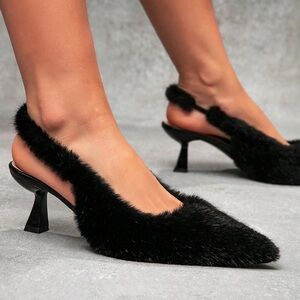 🆕 Plush Slingback Kitten Heel Shoes